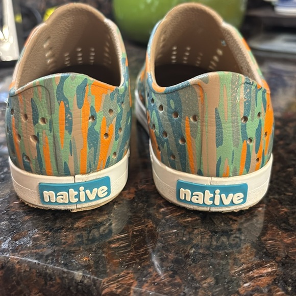 Native Jefferson Sugarlite Flax Tan Size C13 Unisex Gender Neutral - Picture 3 of 11